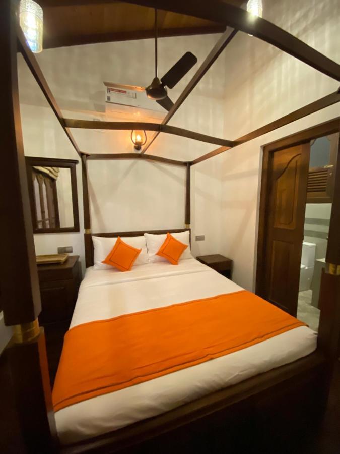 Bed and Breakfast The Dutch Boutique Ґалле Екстер'єр фото