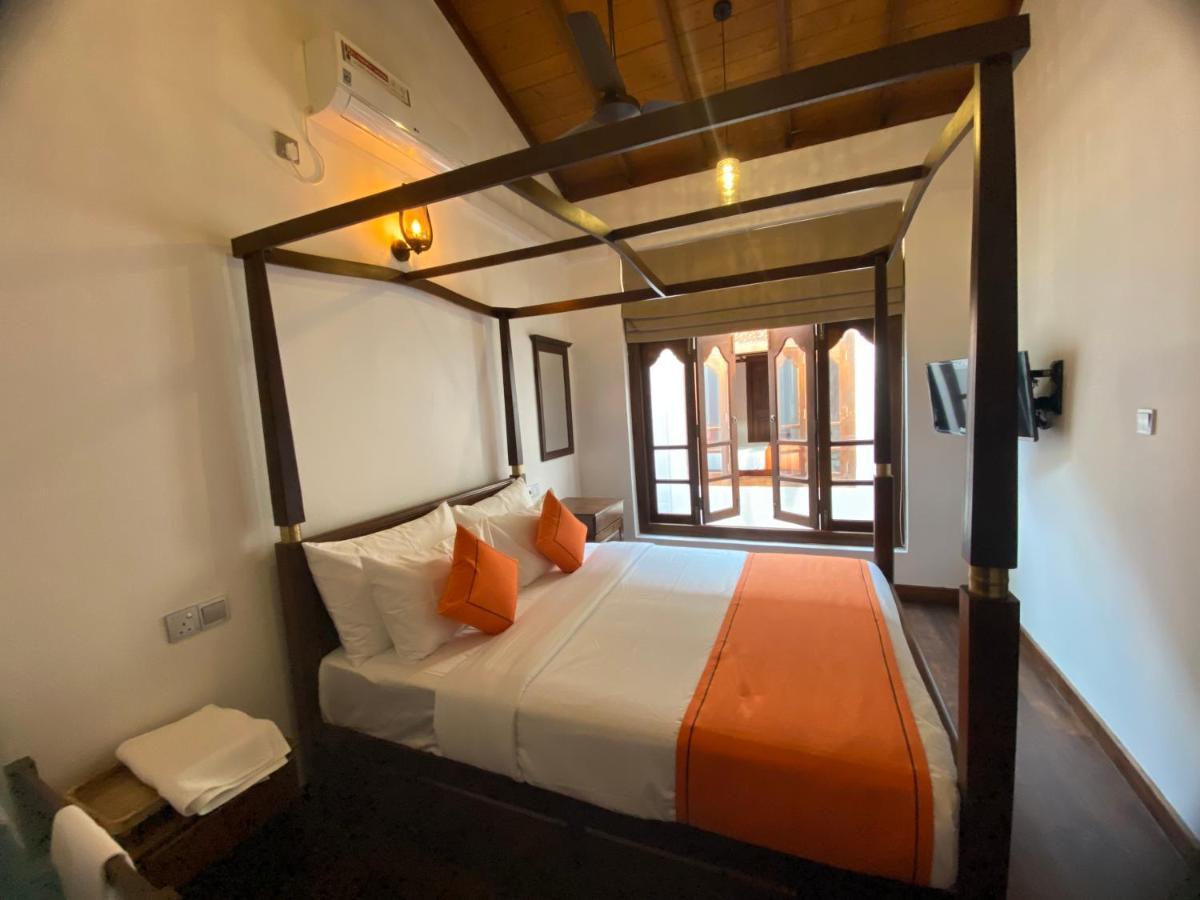 Bed and Breakfast The Dutch Boutique Ґалле Екстер'єр фото