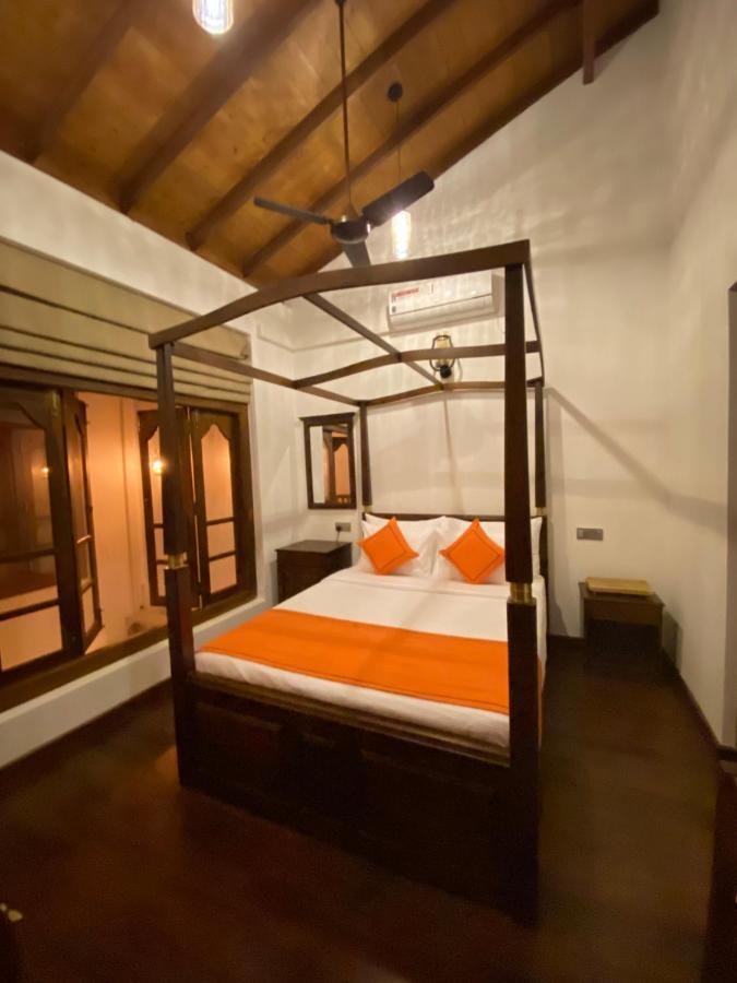 Bed and Breakfast The Dutch Boutique Ґалле Екстер'єр фото